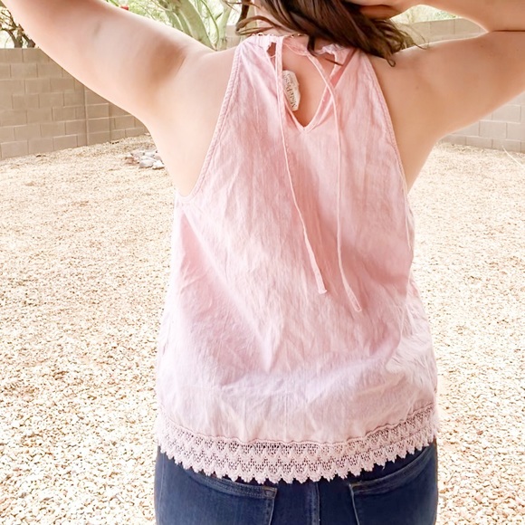 Pink tank top with lace detailing - Picture 2 of 6